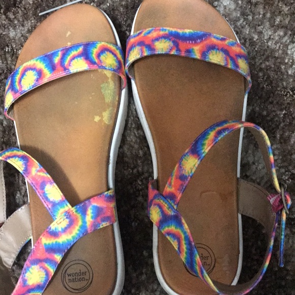 Perfect in good shape comfortable sandals tiedyed like new - Picture 2 of 3